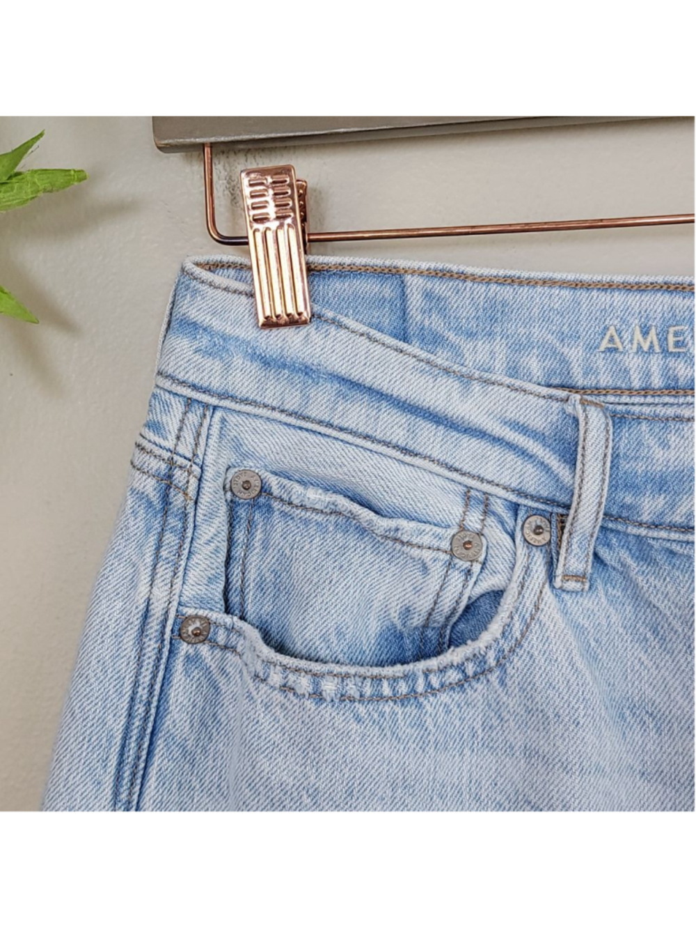 AE 6 American Eagle Highest Rise 90s Boyfriend Jeans Distressed Light Wash Raw - Picture 2 of 11